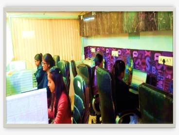 STAFF AREA